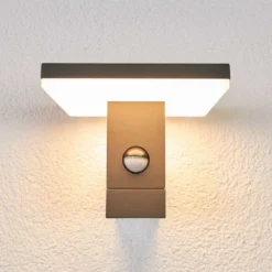 Olesia Buiten Wandlamp W/Sensor Dark Grey/Opal - Lucande - Koop Online 10 Olesia Buiten Wandlamp W/Sensor Dark Grey/Opal - Lucande - Koop Online -Lucande 42510965442993